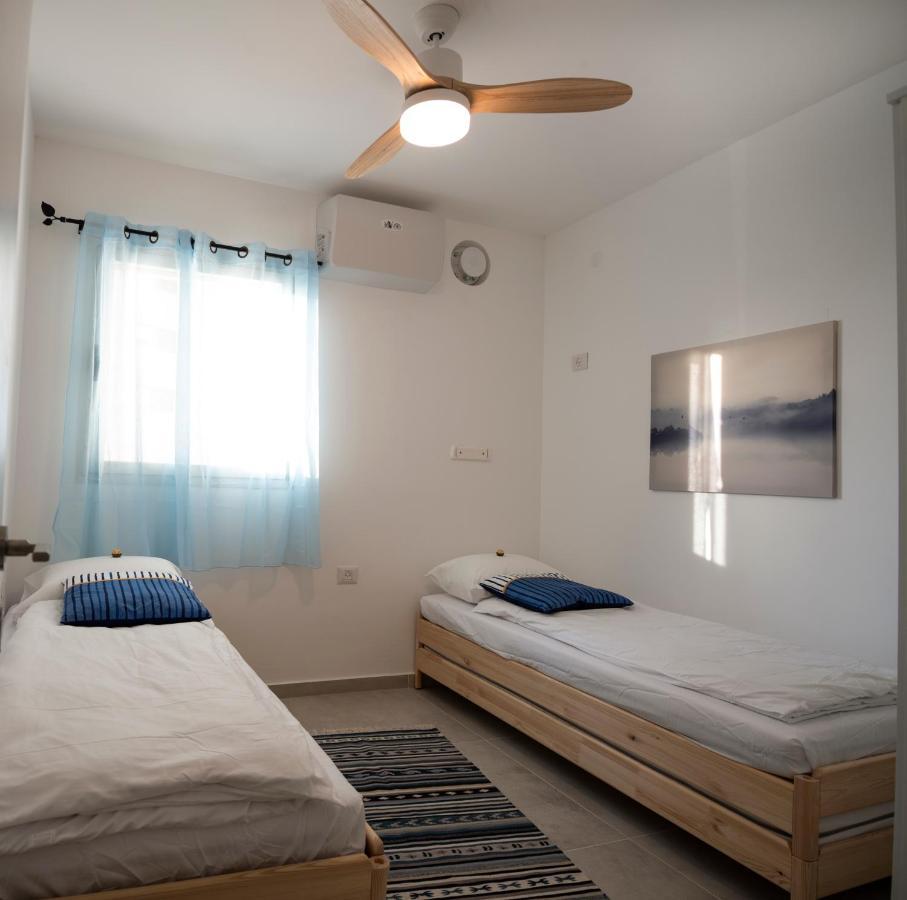 Argaman Beach Apartment Acre Ngoại thất bức ảnh